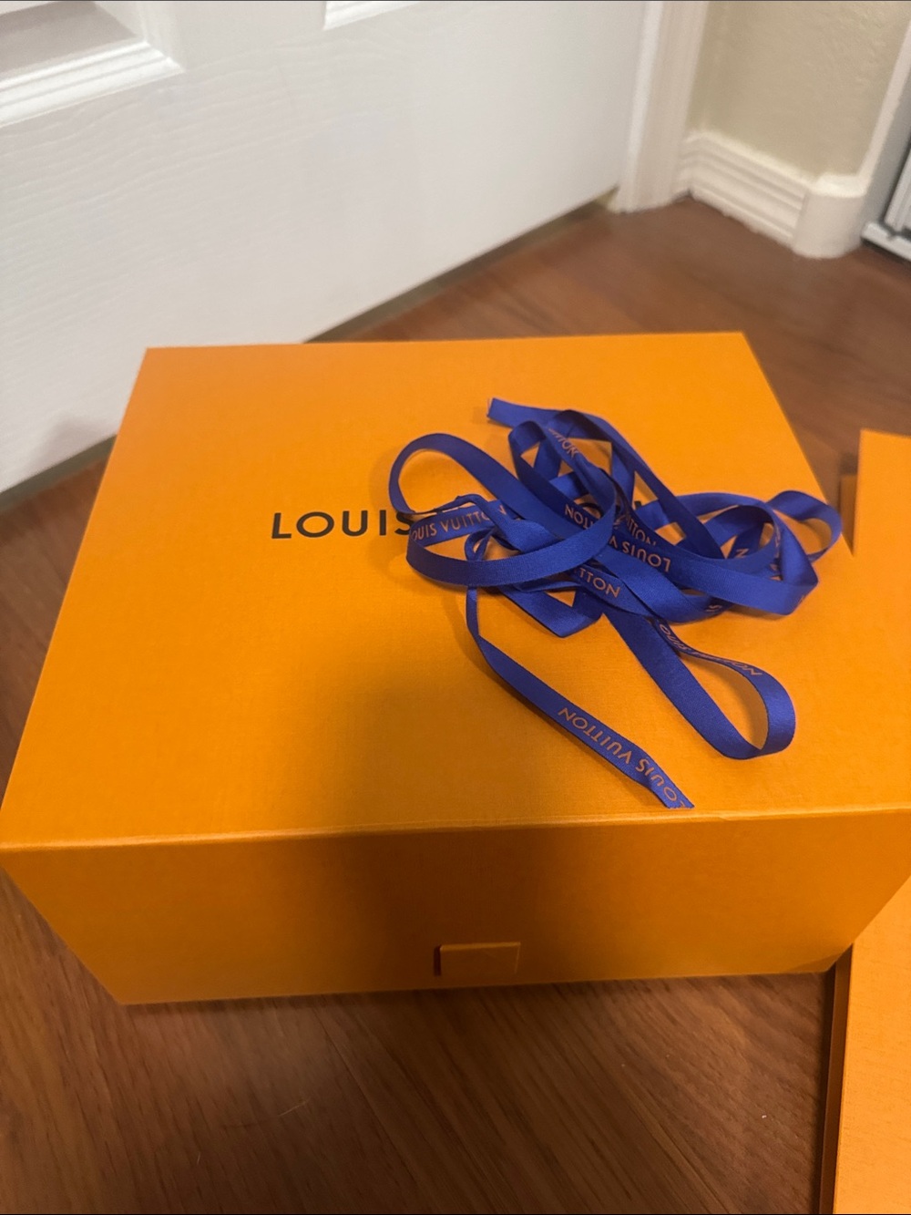 Louis Vuitton packaging - Picture 3 of 4